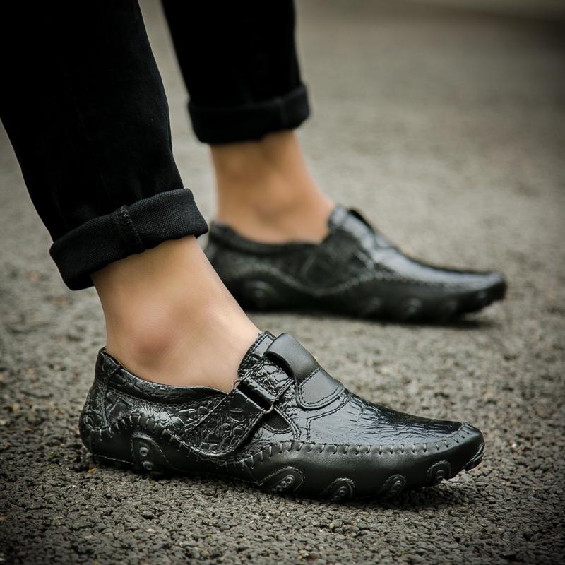 Buty Outdoor dla mężczyzn Skórzane buty codzienne Męskie klasyczne wsuwane mokasyny Wygodne męskie trampki w stylu brytyjskim