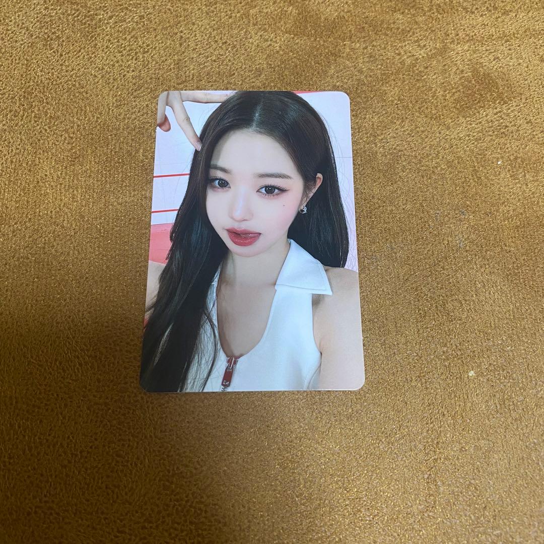 

[USED] ive Wonyoung Wave First AB Edition Trading Card