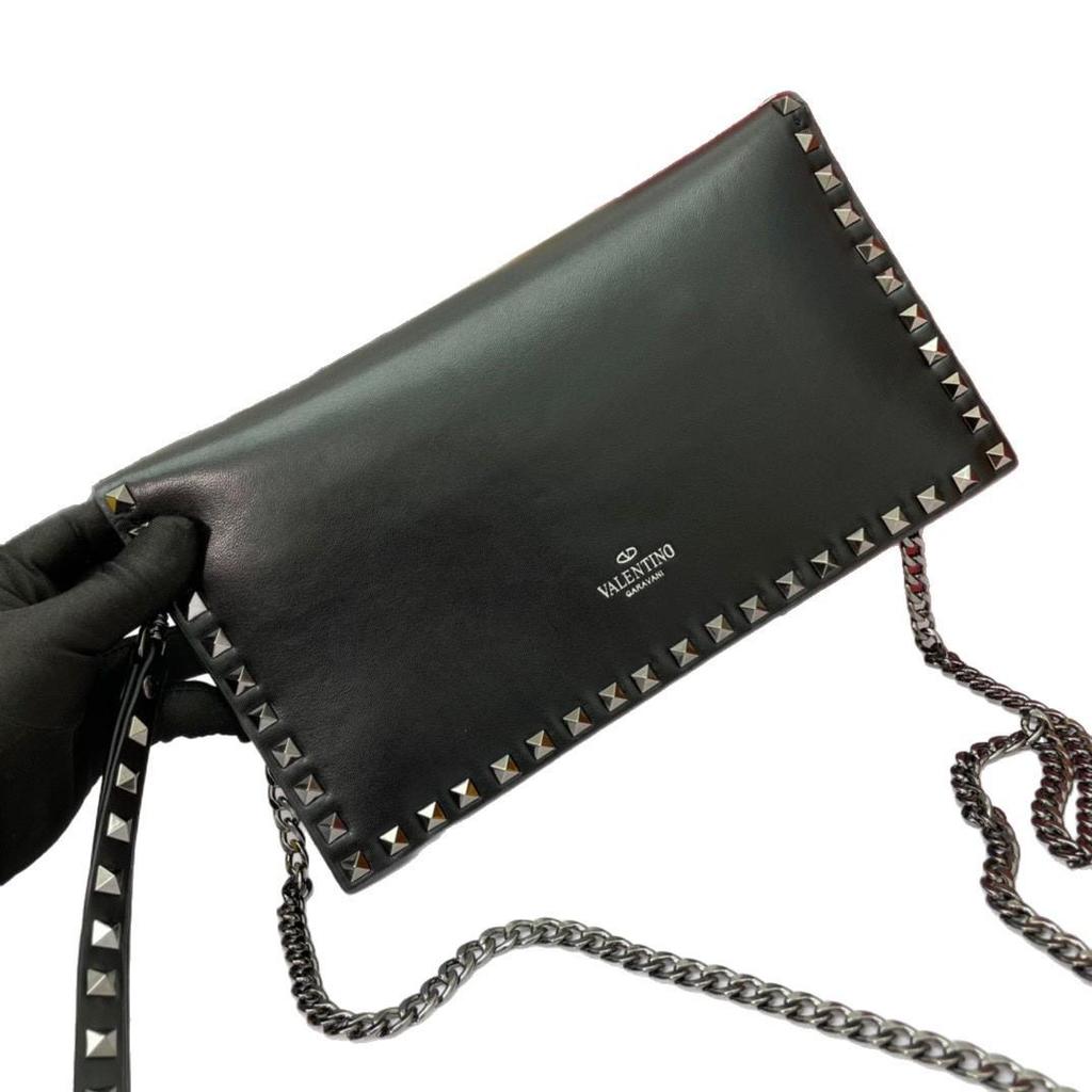 V Family 2026 Women's European & American-Style Rivet Clutch Crossbody Bag