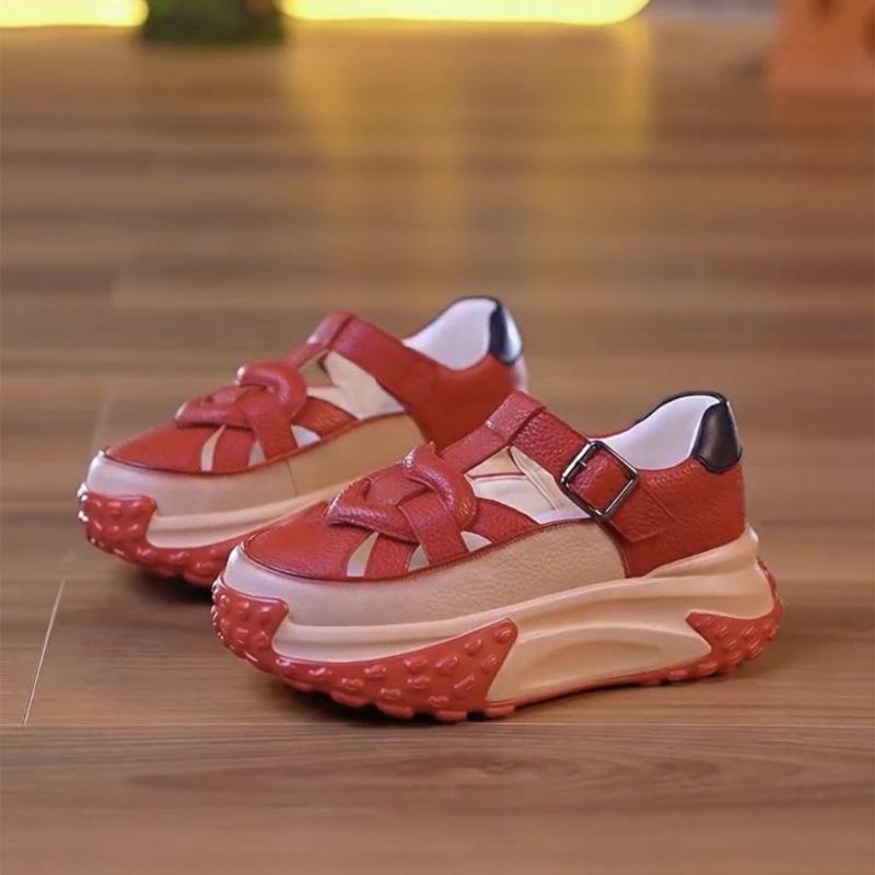 

Мягкие кожаные туфли для папы, женские, лето 2025, новые, ретро, полые, универсальные, повседневные, спортивные, женские туфли на платформе, крутые, одинарные туфли 36 бордовый