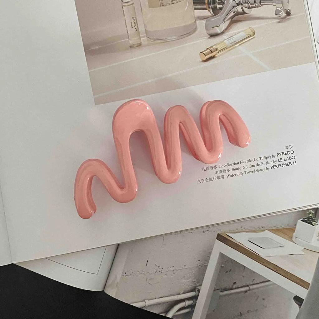 Mode Enfärgad Hajklämma Våg Kors Hårklo Koreansk Elegant Geometrisk Greppklämma Akryl Hästsvansklämma Håraccessoarer