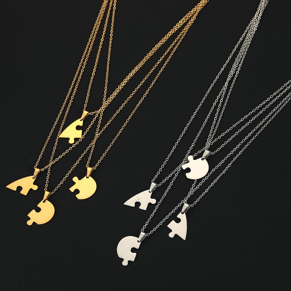 Teamer Engraved Name Heart Puzzles Pendant Necklace Custom Name Stainless Steel Necklace Valentine New Year Family Friend Gift