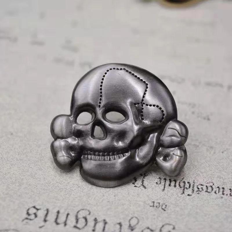 1pc Creative Badge Skull Insignia Patriotism Pendant Souvenir Commemorative Badge Brooch Decoration Crafts Souvenir Gift