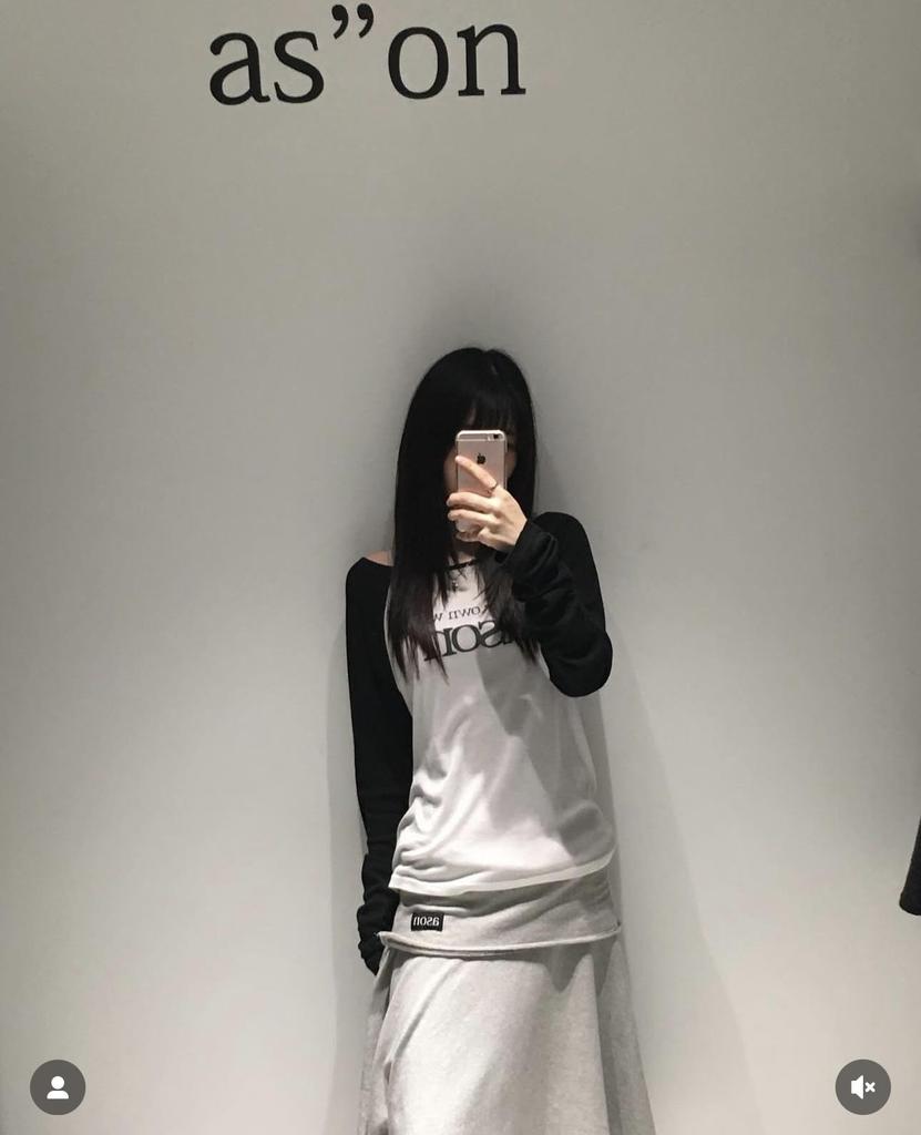 Koreanischer Stil Tencel-Stoff Colorblock Raglanärmel Langarm Damen-T-Shirt