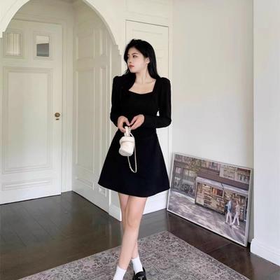 Neues Hepburn-Stil schwarzes Kleid Kinder Herbst und Winter kleiner Mann hoher Sinn Frühherbst tragen Taillenkid