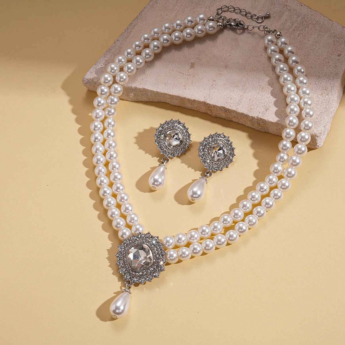 Элегантный летний преувеличенный универсальный женский ювелирный набор: ожерелье и серьги белый