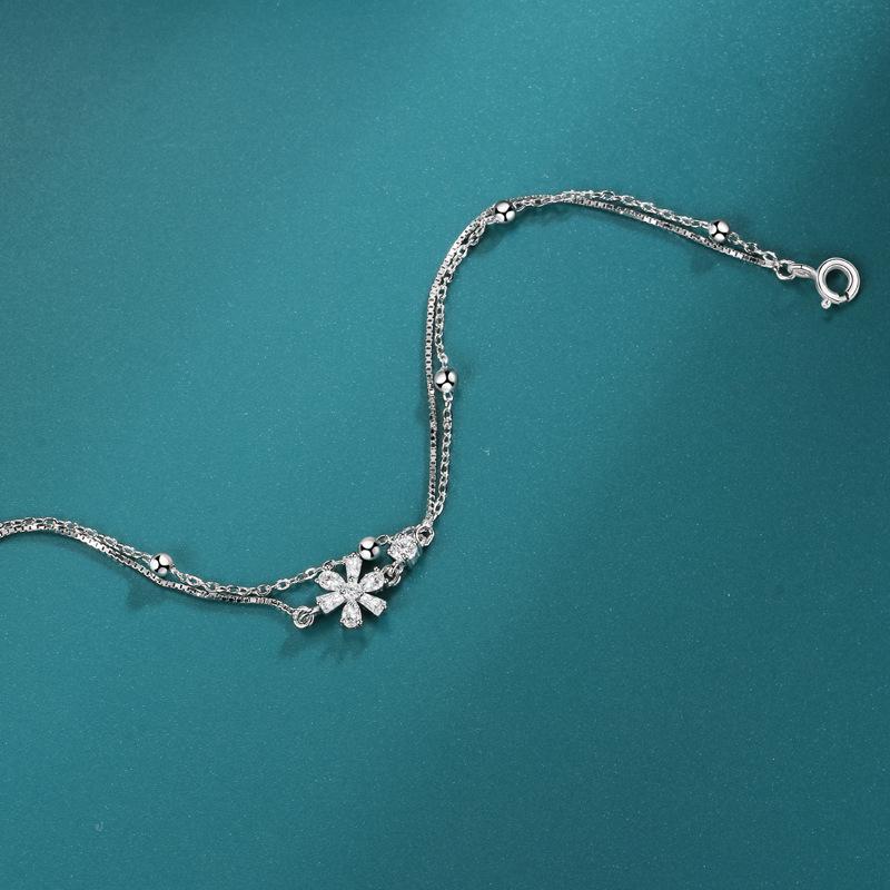 Double-layer Cherry Blossom Bracelet Women's Korean Niche Exquisite Versatile Temperament High-end Jewelry Valentine's Day Gift