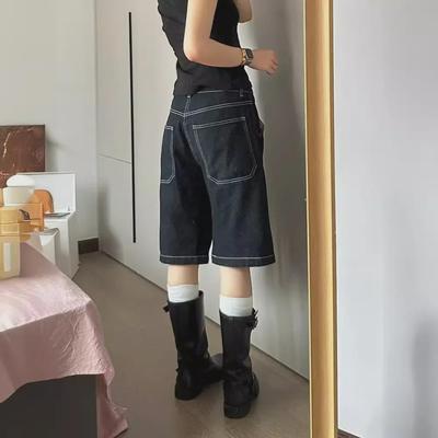 Pantalones cortos de mezclilla de pierna ancha para mujer de estilo urbano europeo y americano: informales, holgados, ajustados, de cintura alta y de corte recto moderno.