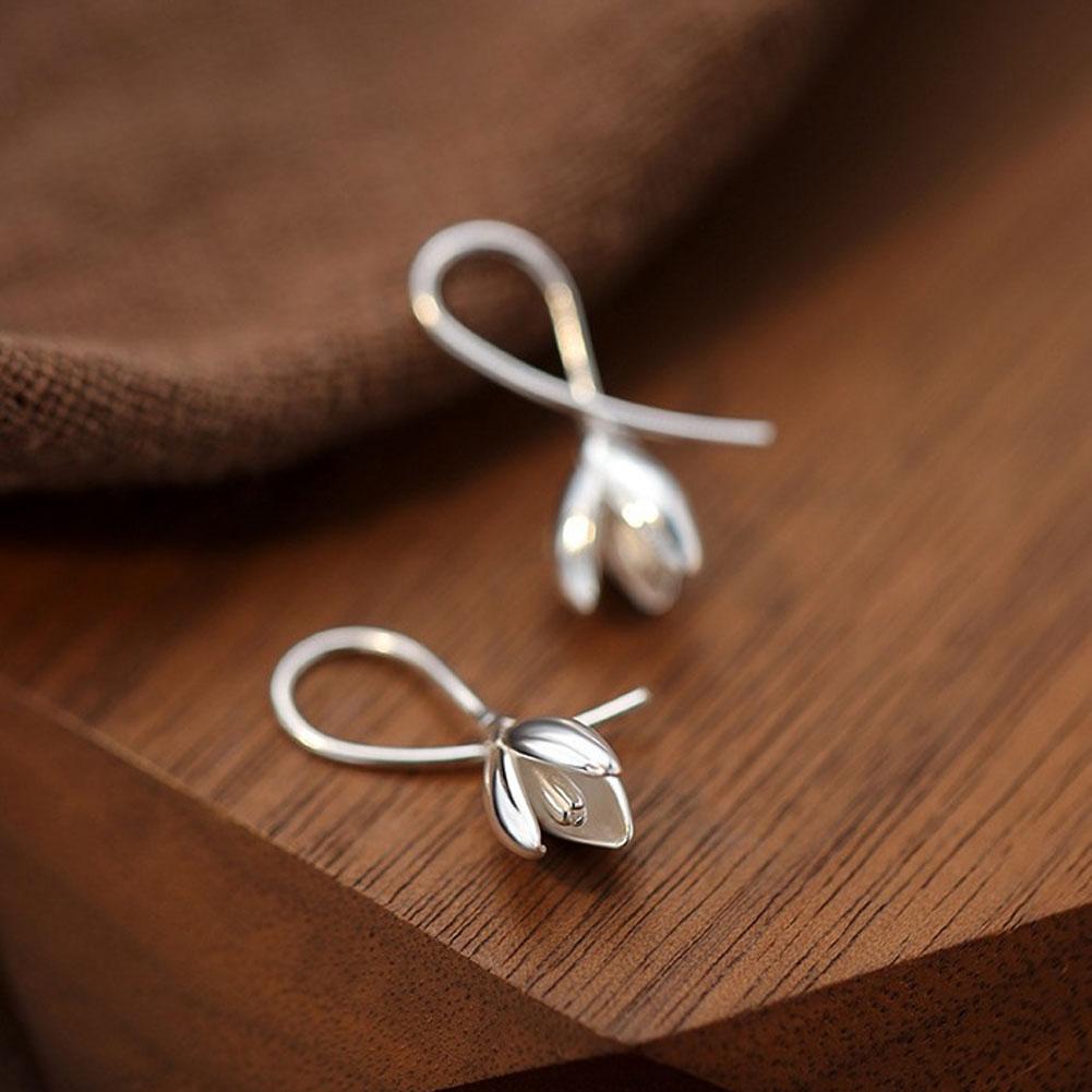 Copper Material Minimalist Magnolia Flower Stud Earrings Light Luxury Jewelry Daily Wear Accessories for Women