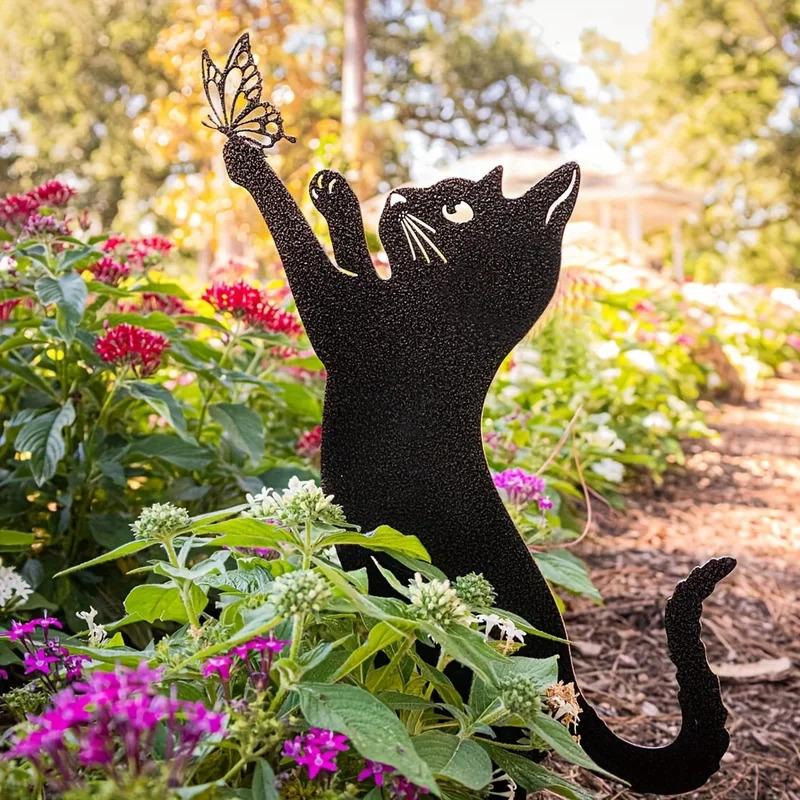 Cute Cat Decorative Garden Silhouette Stake, Family Theme Design, Outdoor Animal Statue Suitable for Garden Lawns