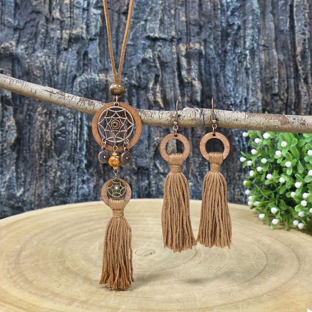 1pc Boho Vintage Wooden Tassel Necklace, Polka Dot Charm Pendant, All-Season Daily Wear Accessory for Women, Carnival Hippie Festival Jewelry