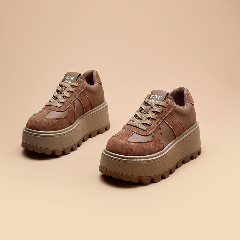 Leather casual shoes for women to wear autumn and winter new thick-soled Korean version of versatile height-increasing sports women's shoes tide