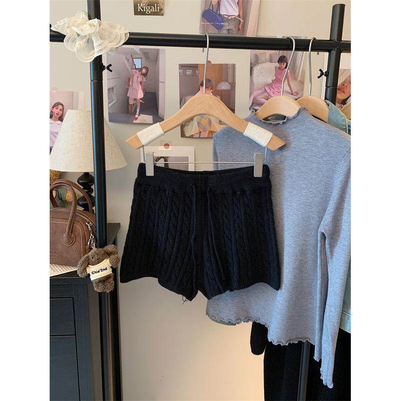 

Kumikumi Stylish Pure Color Drawstring Cable Stitch Casual Pants Women Autumn Chic Slimming Youthful-Looking Straight-Leg Pants Shorts Black One size