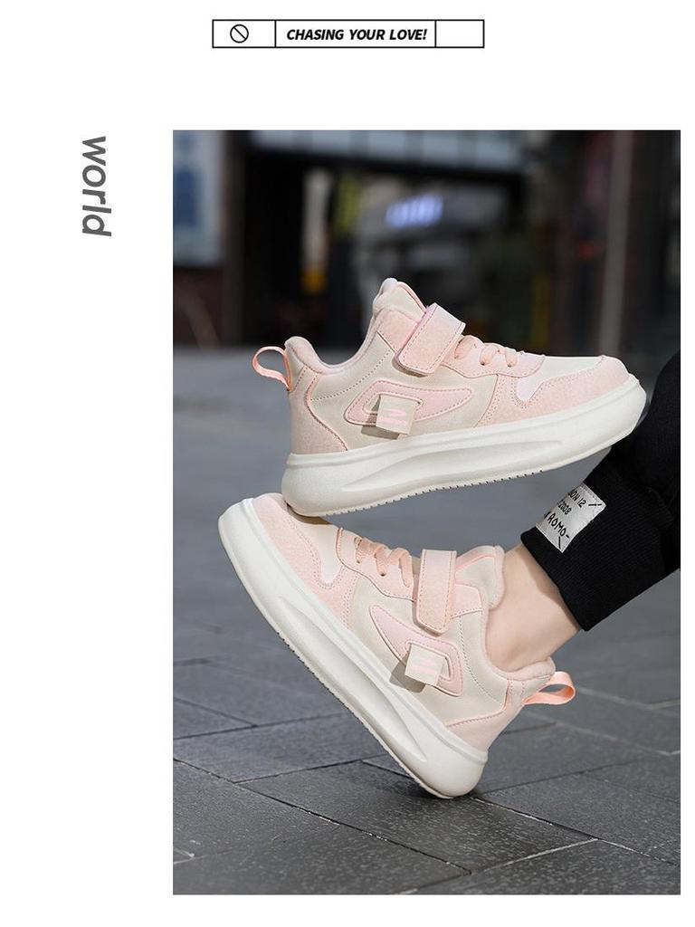 Wow! New winter style fleece-lined cotton sneakers for kids—thick, warm, non-slip, and soft-soled for girls and boys.