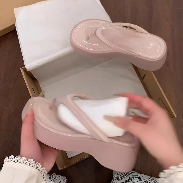 

Flip-flops women s summer wear thick bottom heightening new Internet celebrity versatile square head pinch foot beach cool slippers 35 рожевий