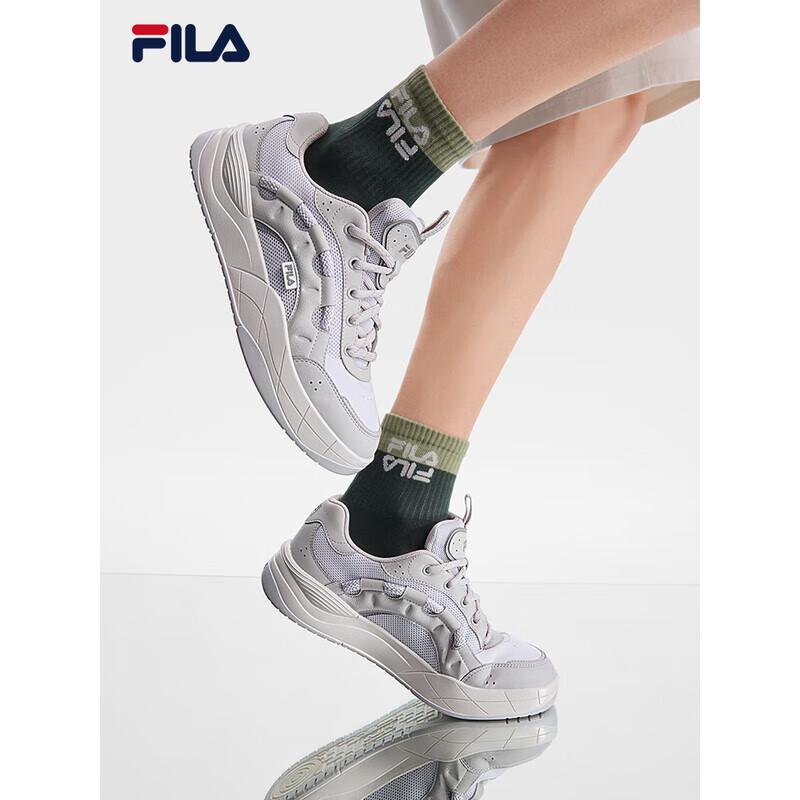 FILA Men's Flying Rainbow Retro Board & Dad Shoes