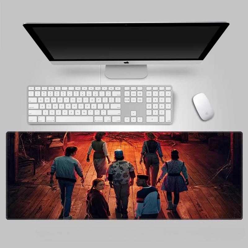 Tappetino per Mouse in Pelle di StrangerThings di Alta Qualità, Pad per Tastiera Computer Periferico, Dimensioni Grandi, Scrivania Antiscivolo Impermeabile, Pa Dcreativo Periferica TV Americana