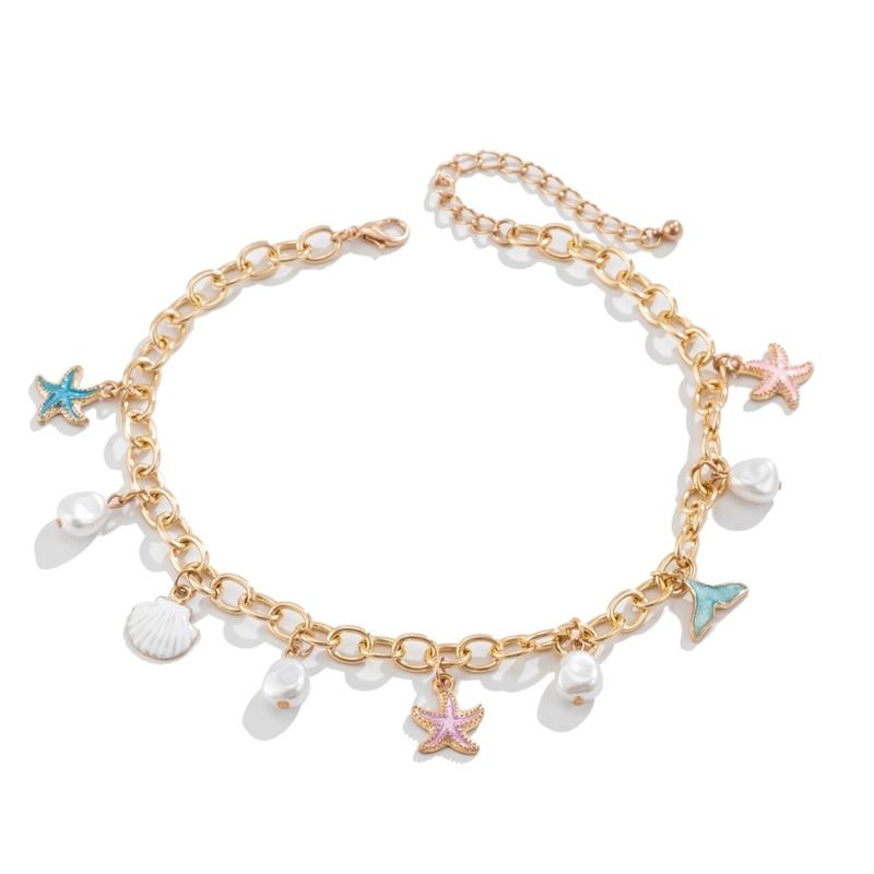 Stylish Gold Crosses Necklace for Women with Seashells Charm Decoration for Beach and Summer Fashion Statement Pieces