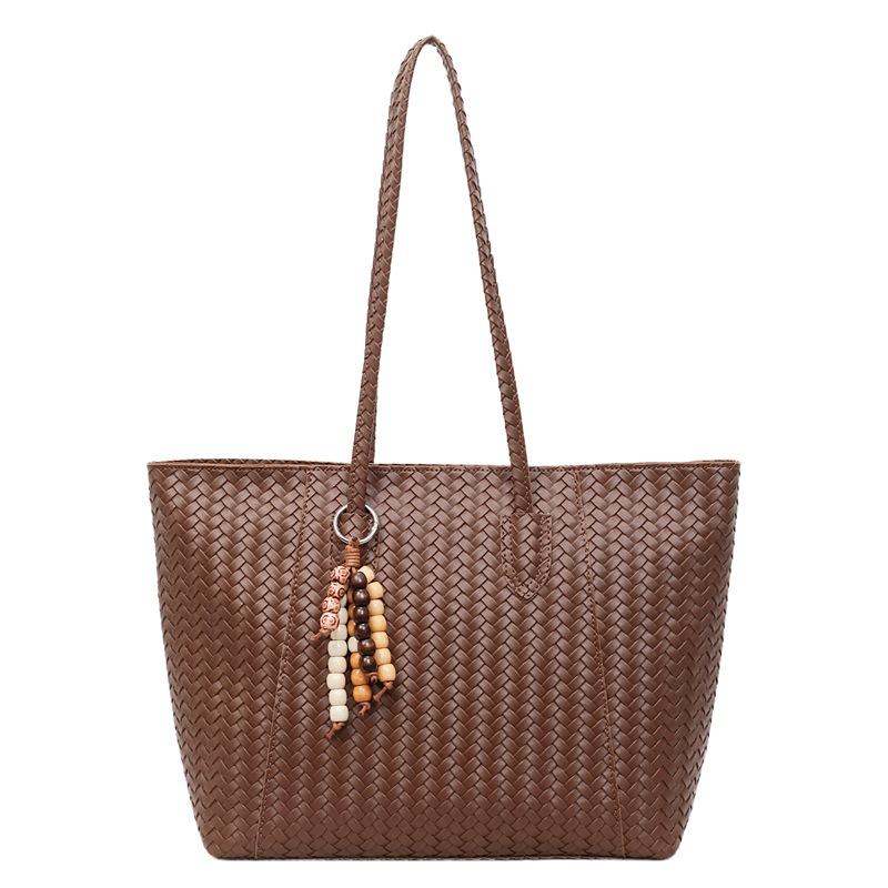 

Woven women s bags large bags autumn new fashion single shoulder retro large capacity women s tote bag batch