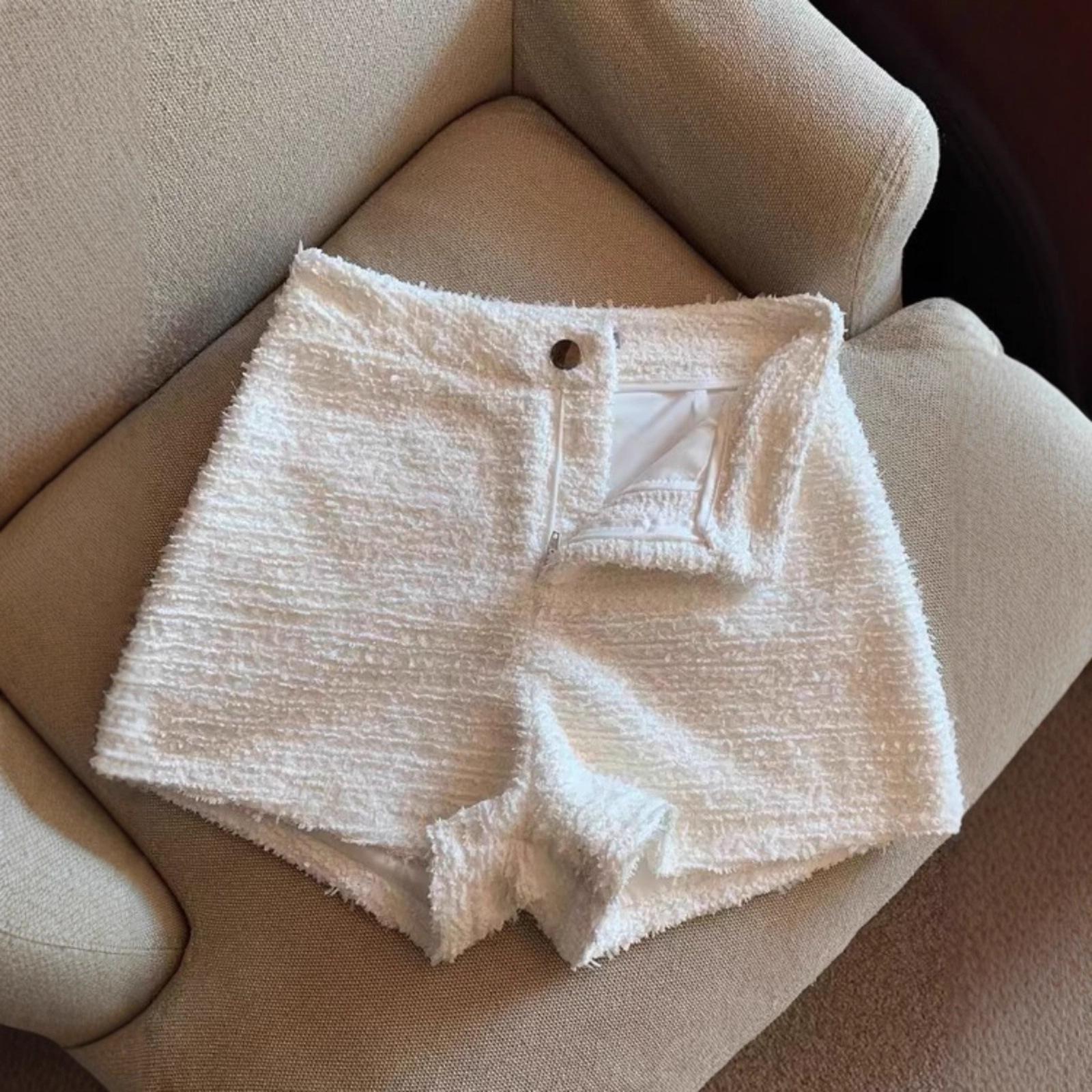 Chic White Tweed High-Waisted Wide-Leg Shorts - Women s Fall/Winter Fashion Medium белый
