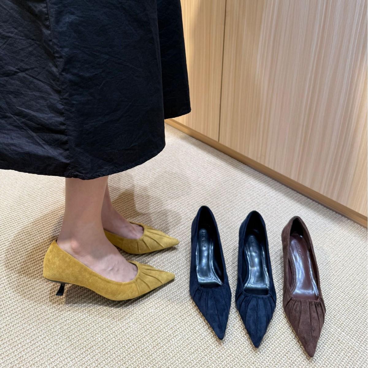 

2025 new pointed suede pleated shallow mouth stiletto commuter work women s single shoes Baita shoes 39 жёлтый