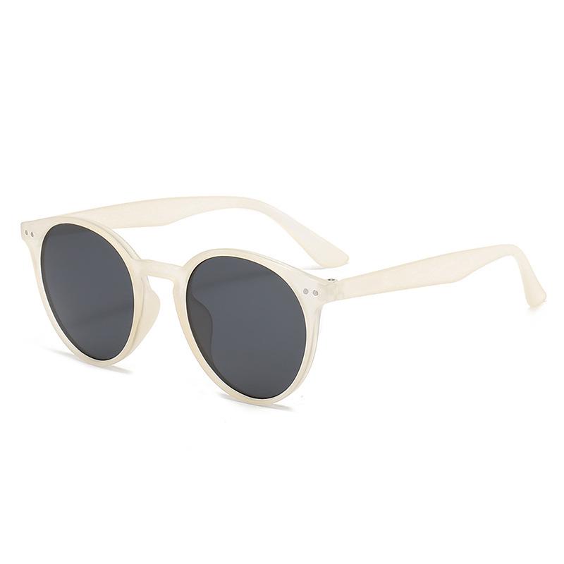 Women's Retro Round Frame Sunglasses - Classic European & American Style with UV Protection