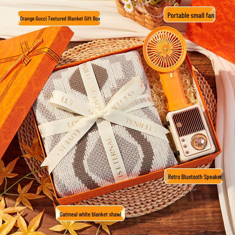 

Winter Comfort Essentials Gift Set