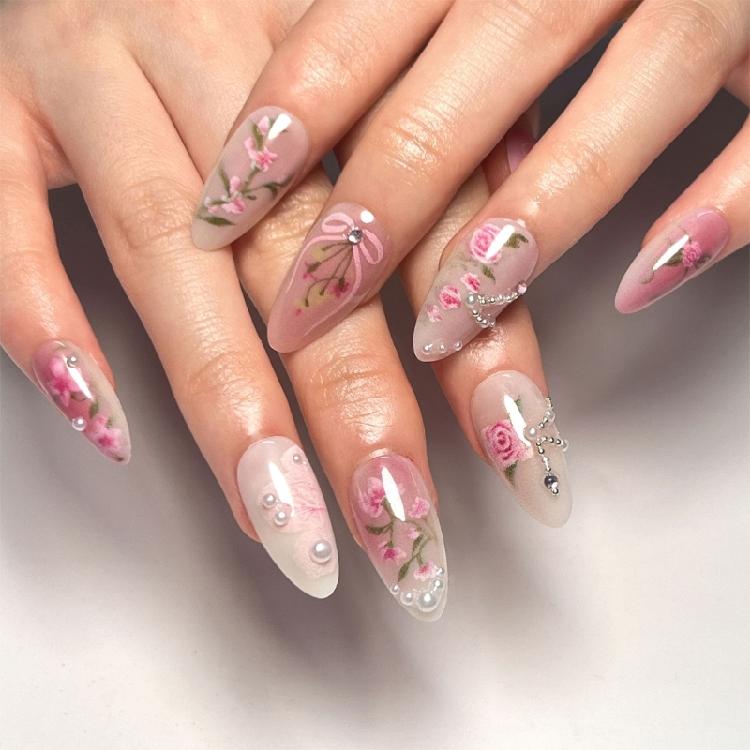 

24Pcs Pink Flower Full Cover False Nail 3D Pearls Rhinestones Designs Medium Almond Press On Nail Manicure Accesories 1