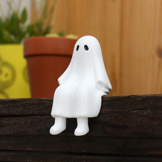 Sitting Ghost Figurine Halloween Ghost Statue Resin Desk Ghost Ornament for Indoor Planter Bookshelf Cabinet Decoration