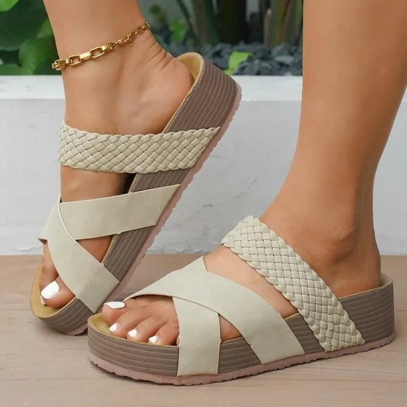 

Модная женская обувь 2025 Новые женские шлепанцы с открытым носком Модные сандалии на платформе Летняя обувь Большие размеры Удобные повседневные шлепанцы 43