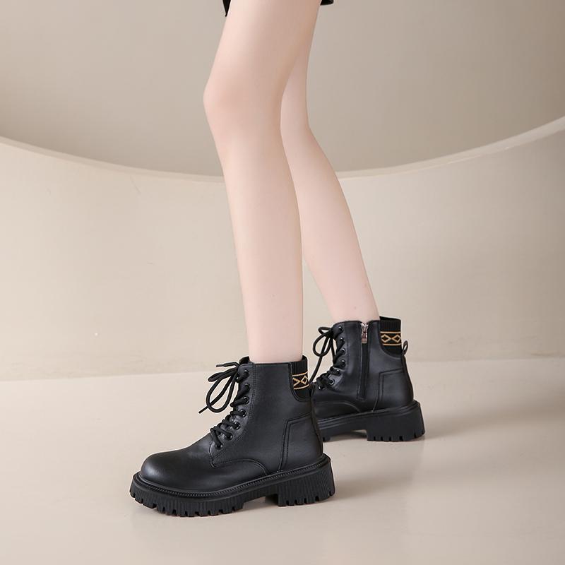 Women’s Winter Snow Boots Casual Short Boots for Girl Booties Black Warm Ankle Boots with Fur Plus Size