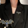 [HF]Hot 1Pc Vintage Cute Devil Bat Brooches Women Coat Clothing Badges Jewelry Accessries Gifts
