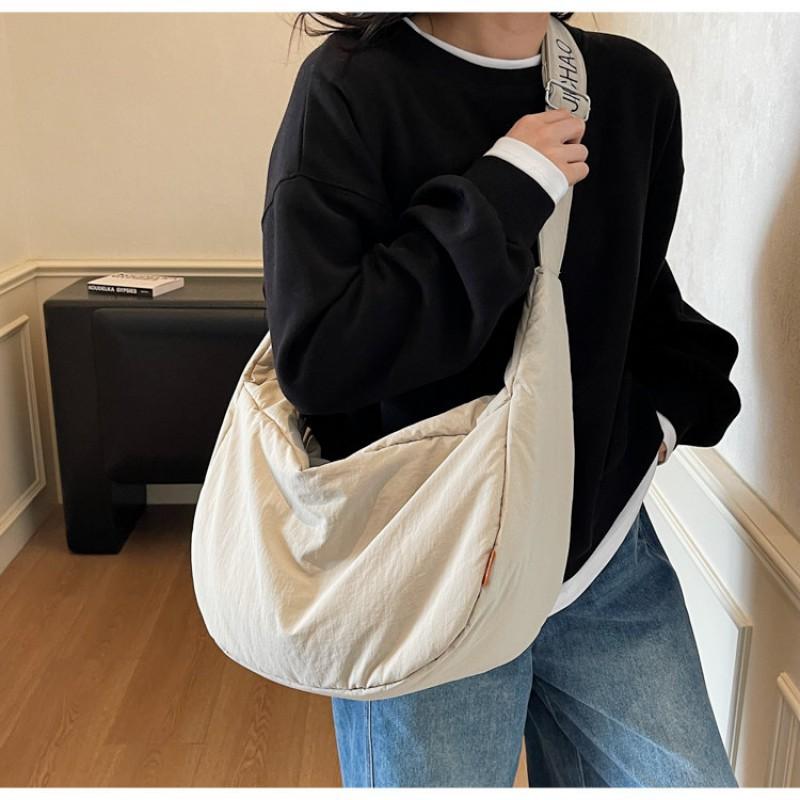 Simple Dumpling Bag Women Large Capacity Light Shoulder Commuting Casual Cross-body Student 47x16x27 покинуть белый