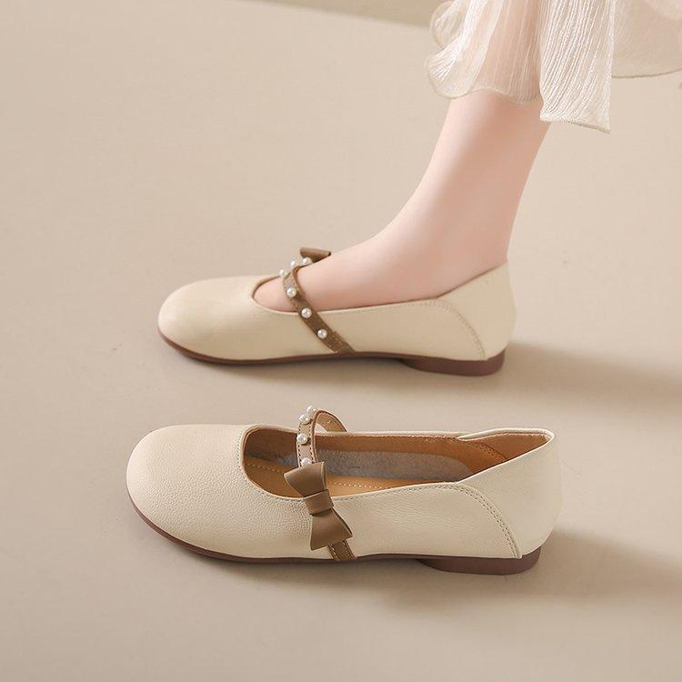 French shallow mouth flat bottom small leather shoes women's 2025 new spring skirt pregnant women single shoes soft leather evening Doudou shoes