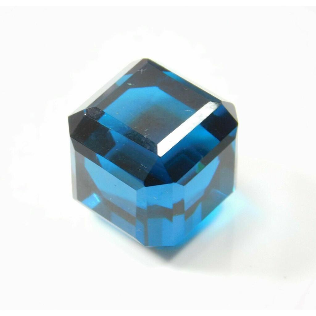 Extremely Rare Lab -Created Teal Sapphire Cube 114 Ct Loose Gemstone CERTIFIED M4-212-k