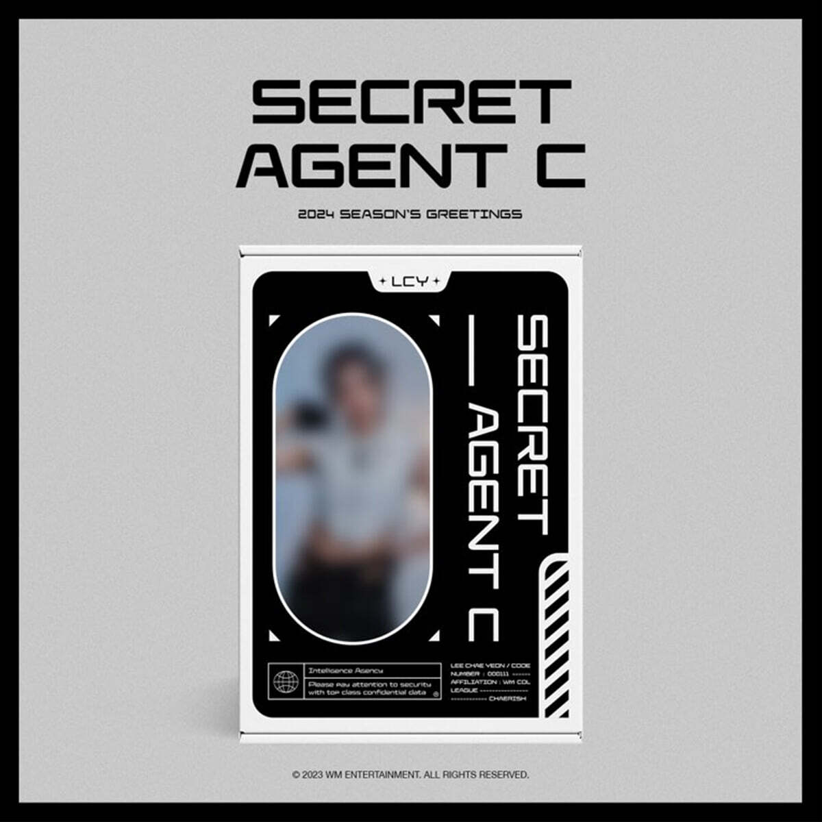 

Lee Chae-yeon (LEE CHAE YEON) 2024 SEASON’S GREETINGS [Secret Agent C]