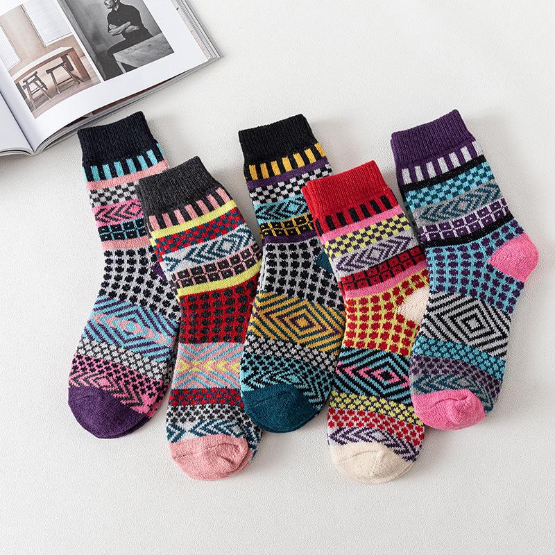 5 Pairs of Ladies Winter Thickened Warm Corrugated Thick Line Ethnic Wind Rabbit Wool Stockings