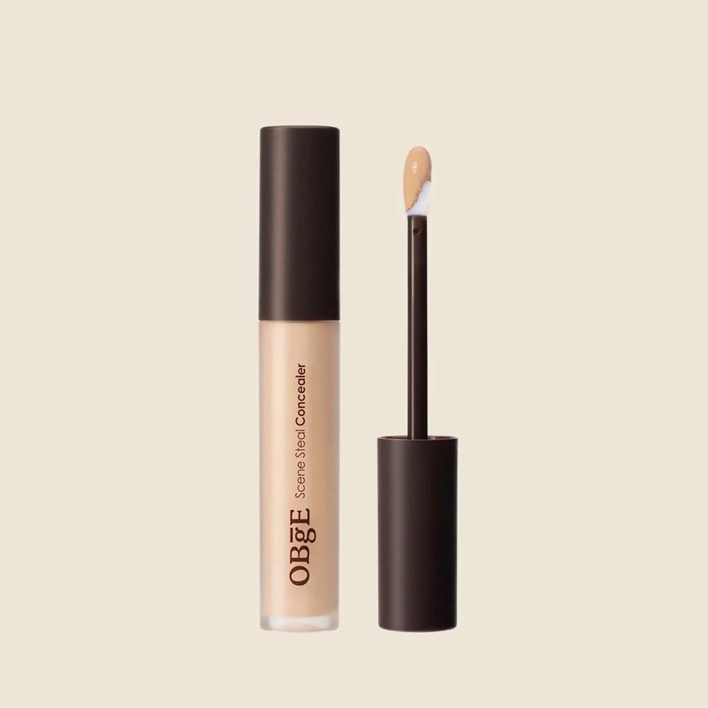 Scene-stealing concealer