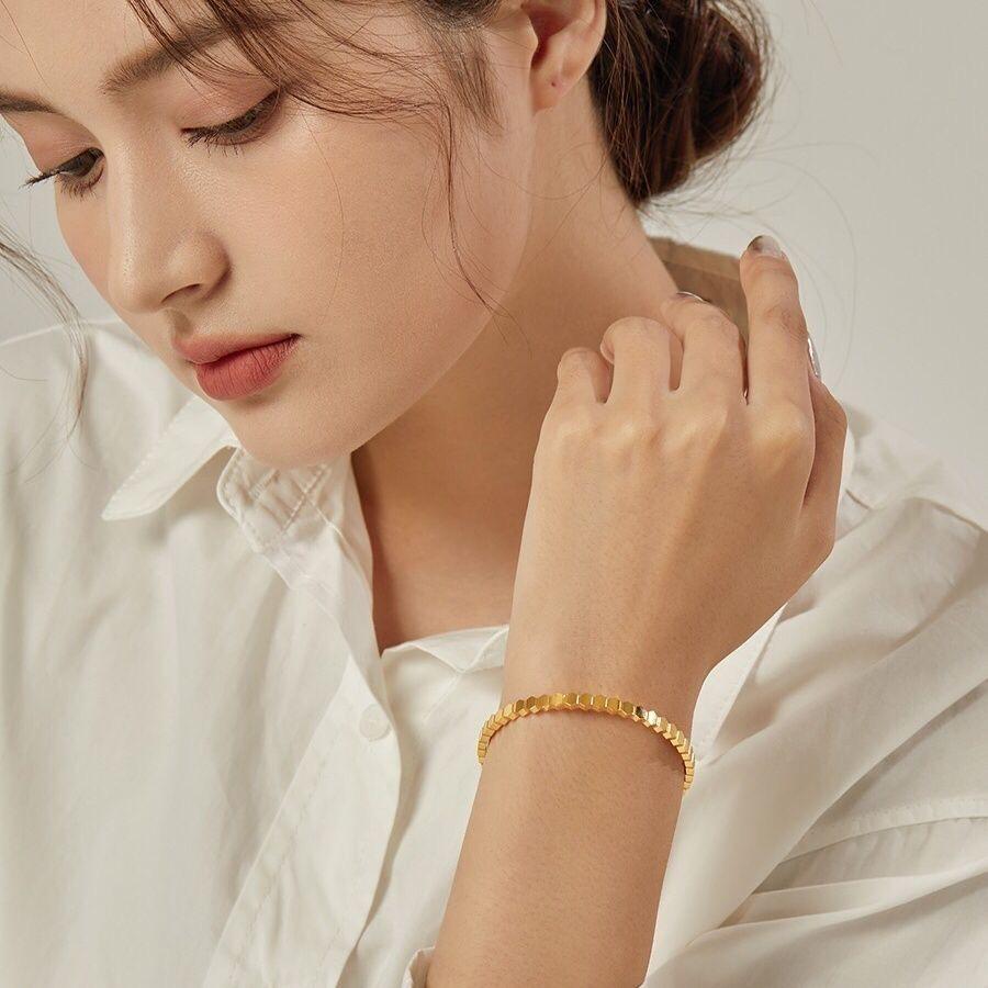 Minimalist Hexagonal Titanium Steel Bracelet: Versatile Honeycomb Open Bangle for Women