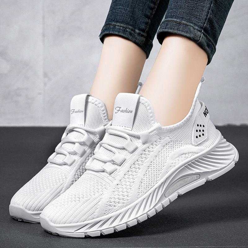 Women's Shoes Are Fashionable, Lightweight, and Casual Sports Shoes with Breathable Mesh and Soft Soles for Running
