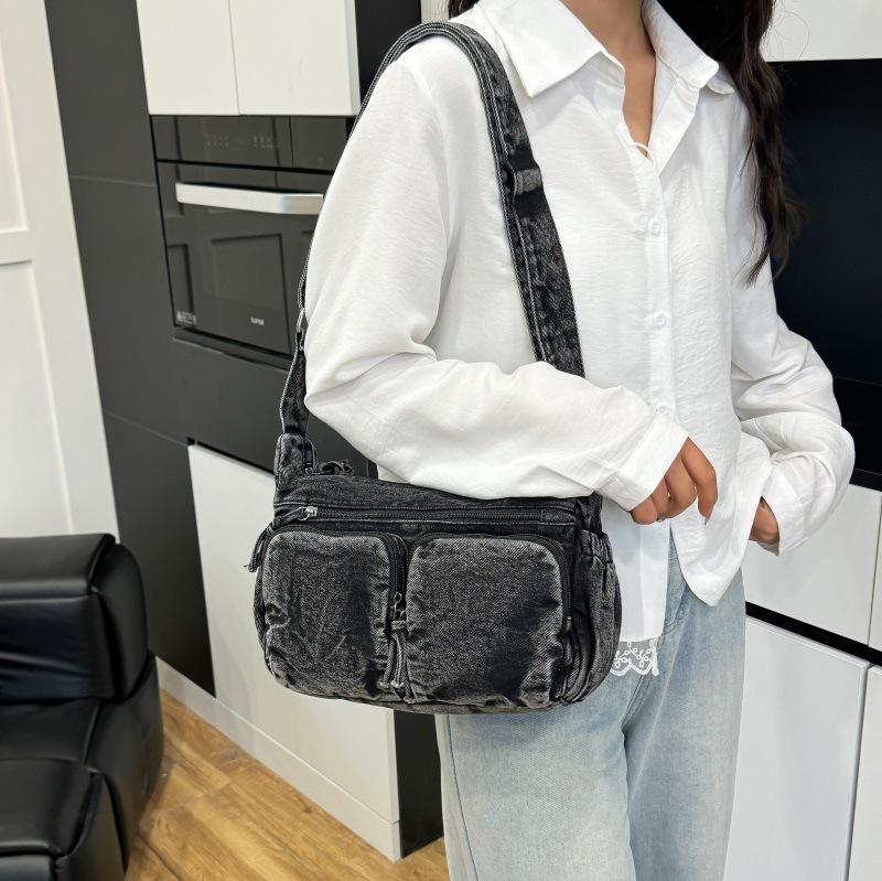 Denim backpack 2025 summer new shoulder messenger bag fashion simple shoulder bag trend women satchel casual