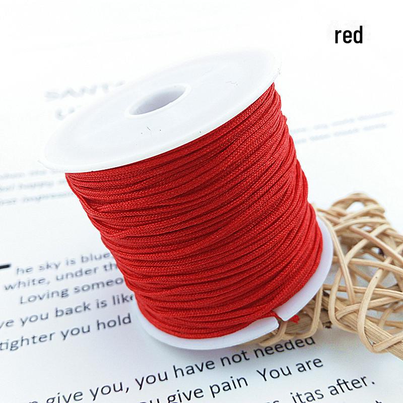 

Набор материалов для изготовления браслета и ожерелья из красной плетеной веревки своими руками