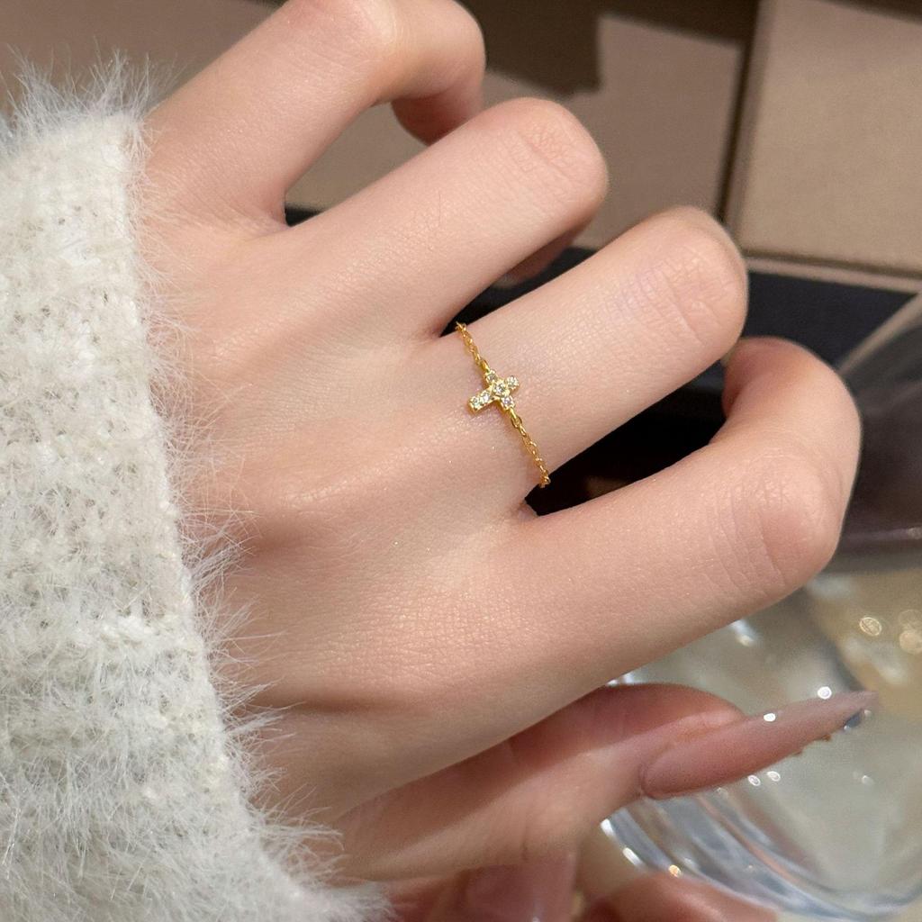 S925 Sterling Silver Adjustable Ring with Diamond-Set Cross, 18K Gold Plated, Minimalist Stackable Design.