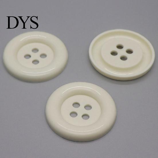 Large Plastic Buttons for Crafts 5Pcs Four-Hole Sewing Buttons, Oversized Craft Creative Colorful Crafting Fabric Projects DIY And Clothing Decoration