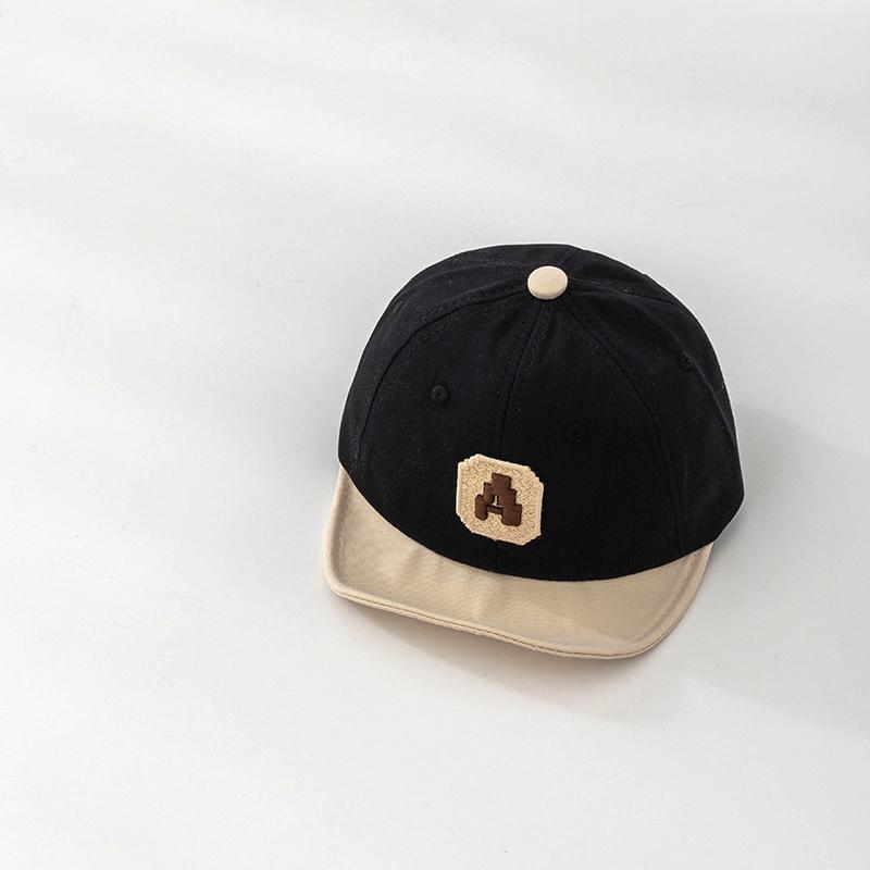 

Бейсболка с буквами для малышей, весна-лето, мягкая козырек от солнца, вышитая лоскутная детская кепка для мальчиков и девочек чёрный