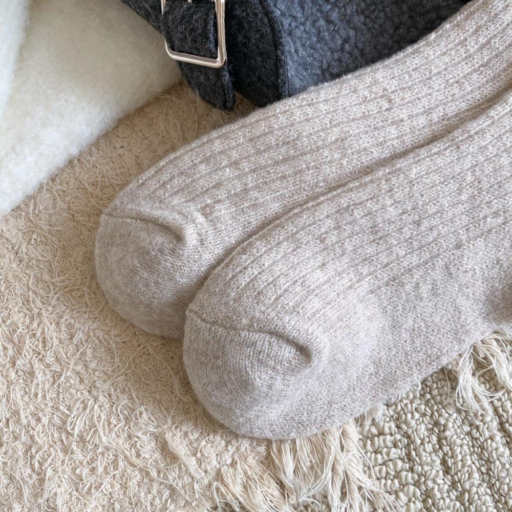 Thicken Middle Tube Socks Heel Label Women's Socks Fashion Winter Socks