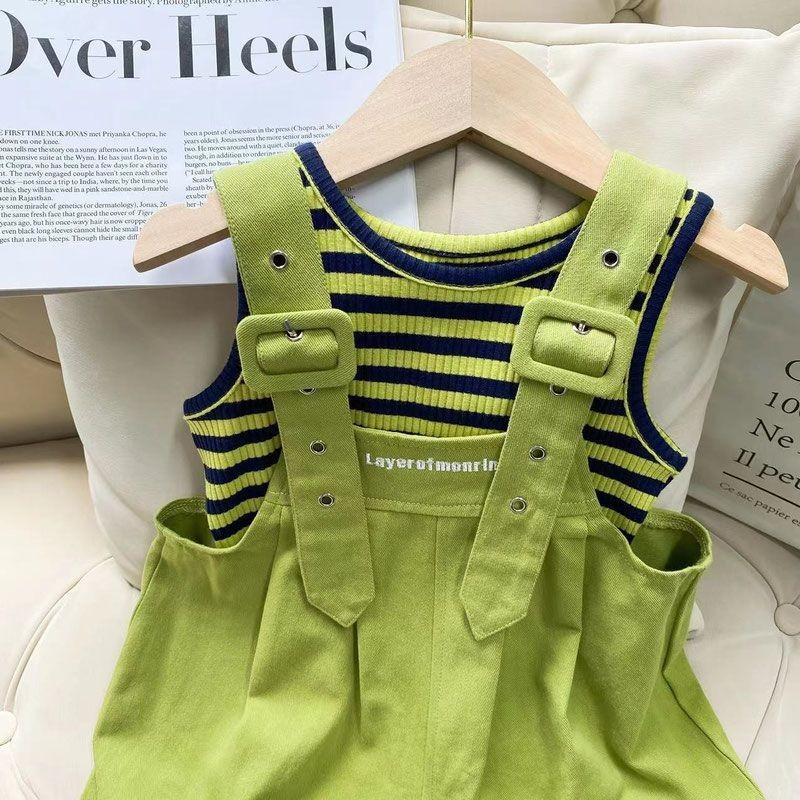 Stylish Summer Girls Two Piece Outfit Set With Trendy Sleeveless Top And Striped Adjustable Suspenders