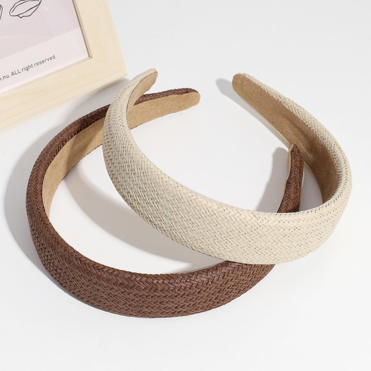 

Cross border новый широкополый однотонный ободок для волос плетеный из рафии универсальный ободок для волос на выход грязно-белый