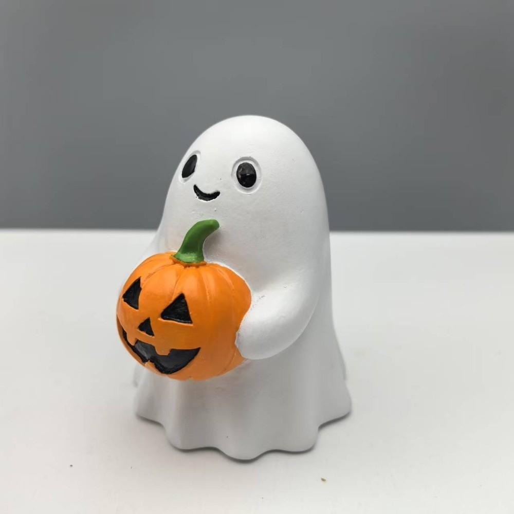 Cute Halloween Ghost Statue Resin Mini Pumpkin Ghost Figurine Realistic Holding Pumpkin Ghost Home Living Room Decor