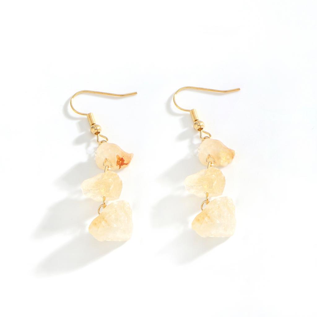 Natural Crystal Crushed Stone Pendant for Women's Fashionable Style Jewelry Gift Elegant Banquet Wearing Pendant Style Earrings